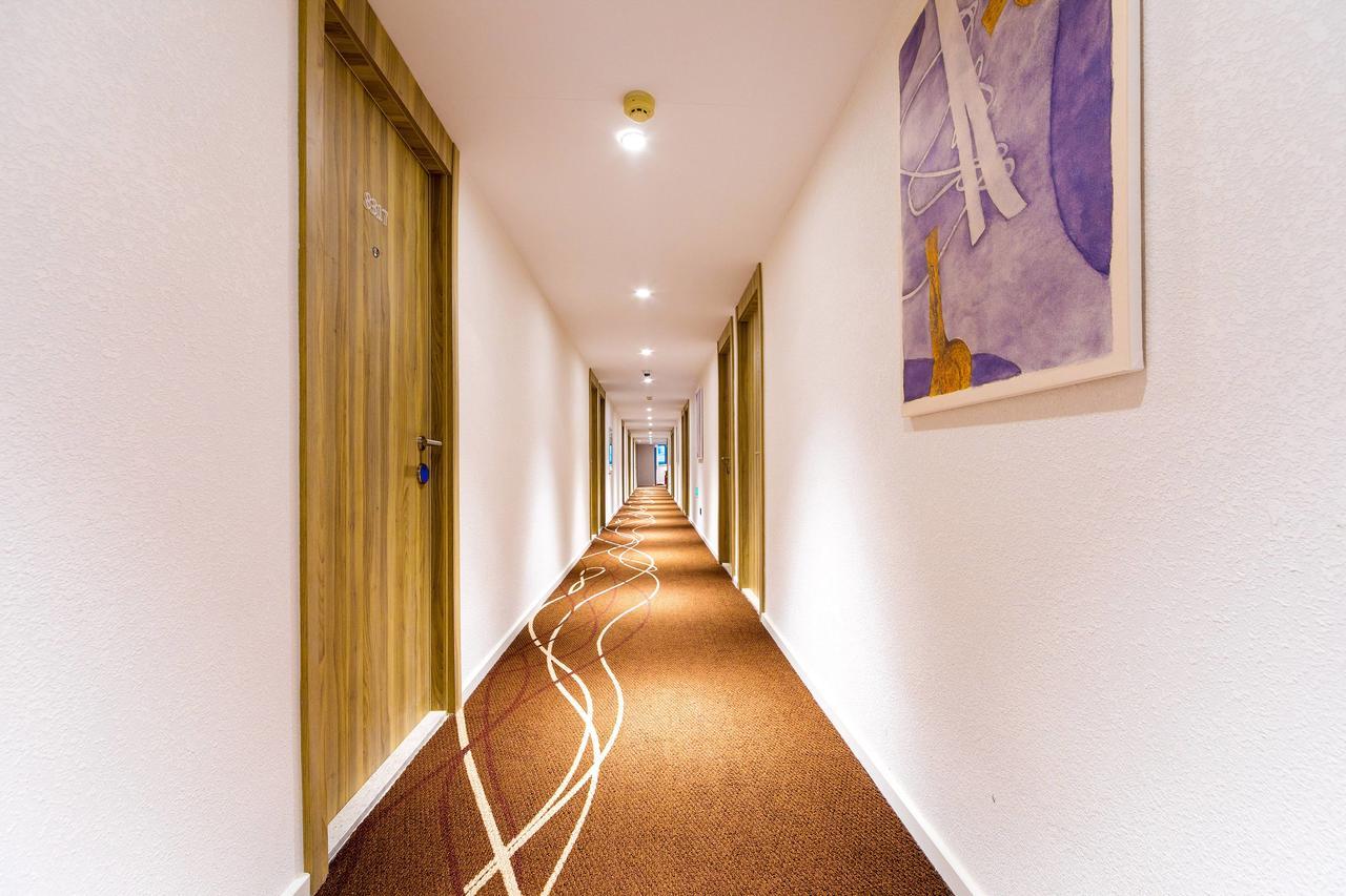 Hanting Premium Hotel Shanghai Dapu Bridge Riyueguang Shopping Mall Exterior photo
